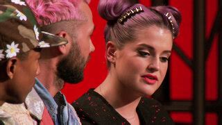 Kelly Osbourne’s Red Carpet Nip Slip